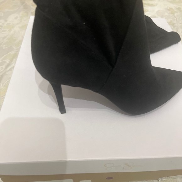 Boots - Picture 1 of 6